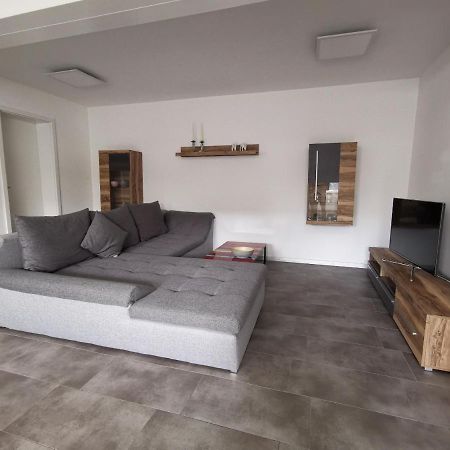 Moderne Wohnung Mit Terrasse Und Eigenem Zugang. Remscheid Kültér fotó