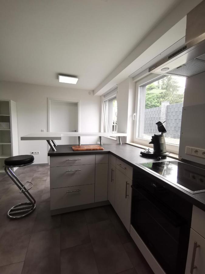 Moderne Wohnung Mit Terrasse Und Eigenem Zugang. Remscheid Kültér fotó